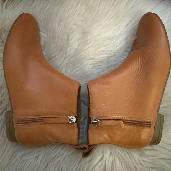 Gap Cognac Leather Booties Sz 7 - Picture 4 of 9